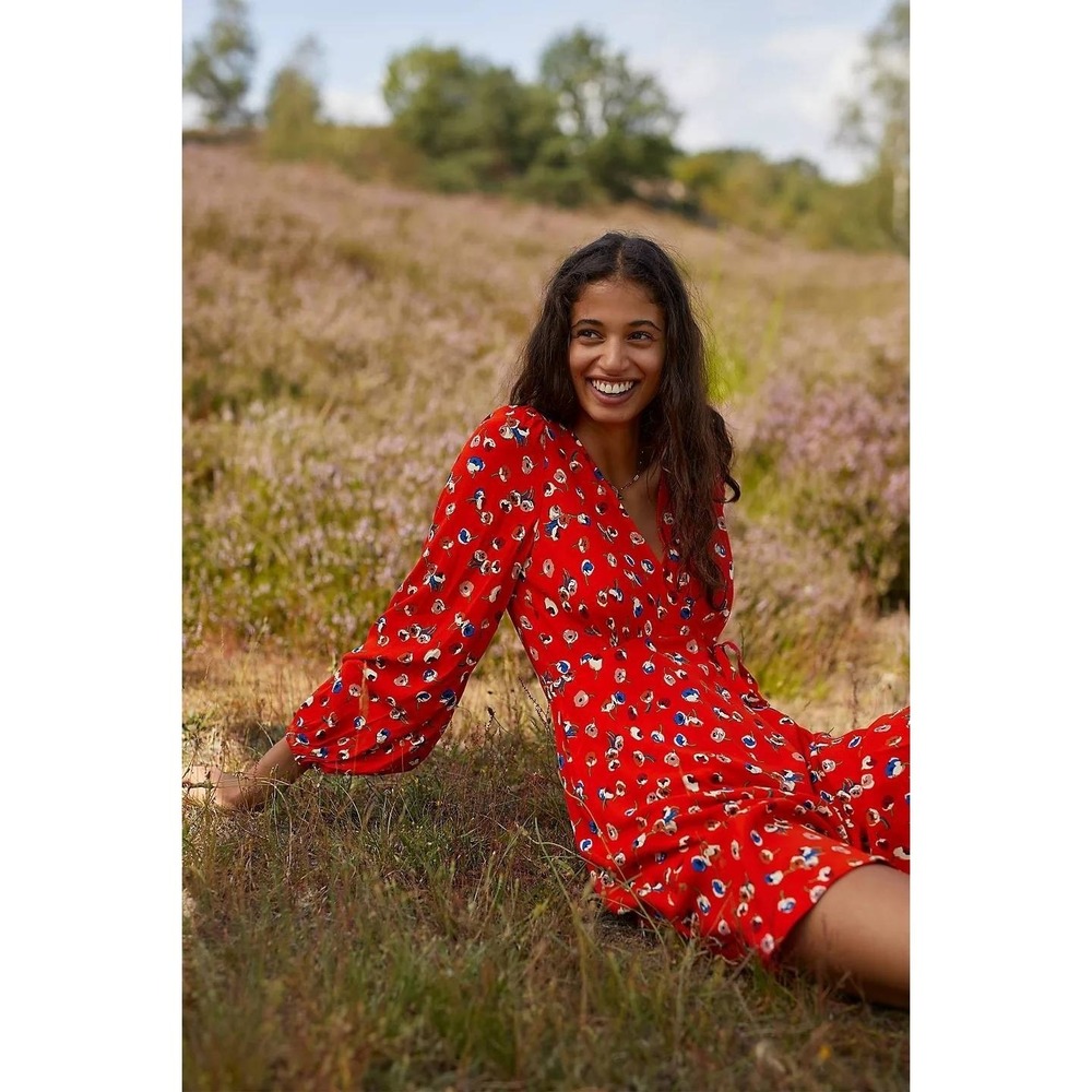 Maeve by Anthropologie 10P Petunia Wrap Mini Dress Red Floral Print